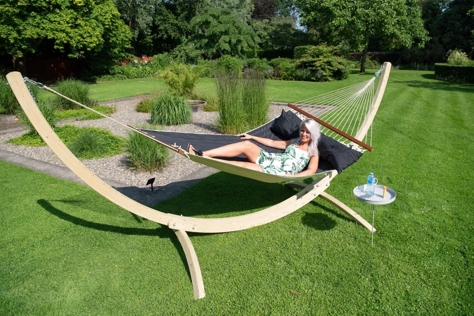 Hangmat in de tuin op een comfortabele plek om te ontspannen